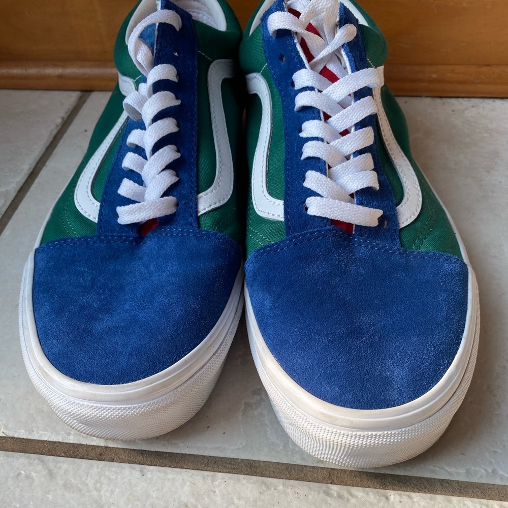 Vans gym shoe